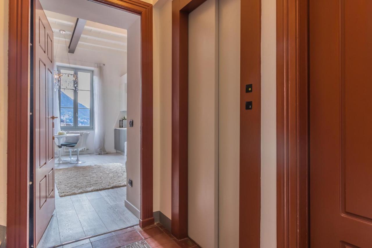 Apartamento Il Diamante Del Lago Varenna Exterior foto